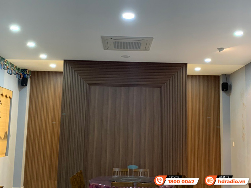 Dàn karaoke của thầy Thông Chấn ở Quận 8, Hồ Chí Minh Dàn karaoke của thầy Thông Chấn ở Quận 8, Hồ Chí Minh