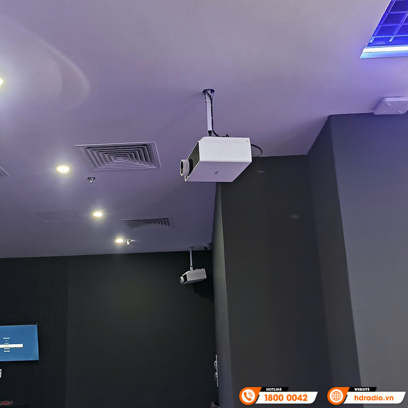 Lắp đặt 4 Máy chiếu 4K LG BU50RG tại Trung tâm TM Golf Perfomance ở Quận 7, Hồ Chí Minh Lắp đặt 4 Máy chiếu 4K LG BU50RG tại Trung tâm TM Golf Perfomance ở Quận 7, Hồ Chí Minh