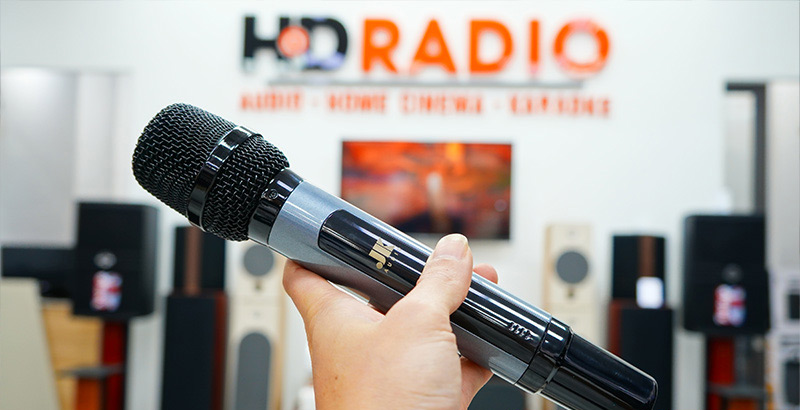 Ưu điểm của micro karaoke không dây với micro có dây