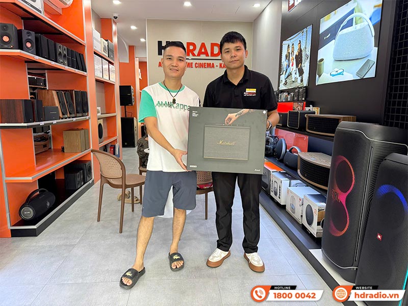 Khách hàng trải nghiệm tại HDRadio 119 Hoàng Quốc Việt, Cầu Giấy, Hà Nội