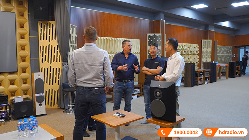 Đoàn đại diện thương hiệu B&O đến thăm và làm việc tại trụ sở HDRadio