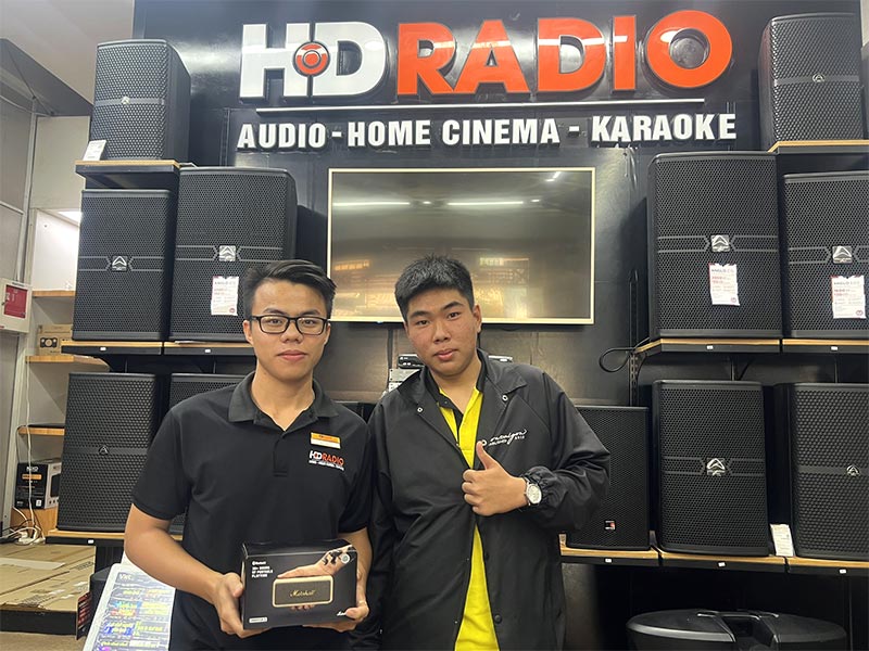 khách hàng mua loa MARSHALL tại hdradio năm 2023