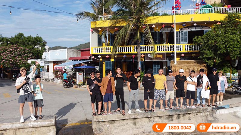 HDRadio du lịch tại vịnh Vĩnh Hy