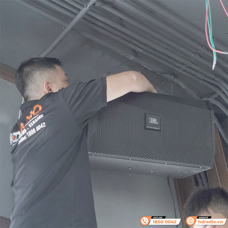 Công trình lắp đặt Loa JBL KPS1 tại nhà hàng 3C`S cho anh Sơn ở Văn Giang, Hưng Yên
