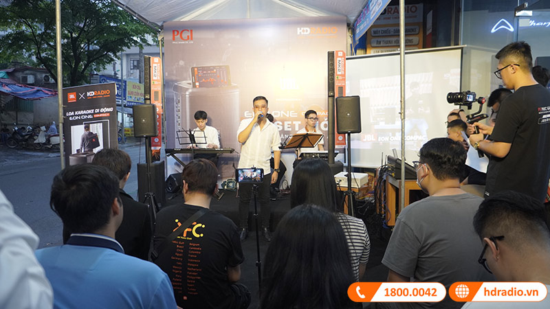 HDRadio kết hợp PGI tổ chức sự kiện Minishow Acoustic