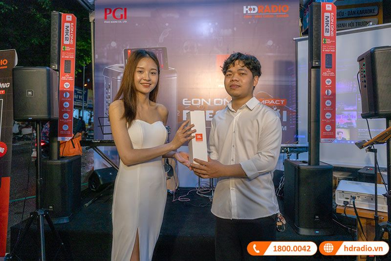 HDRadio kết hợp PGI tổ chức sự kiện Minishow Acoustic