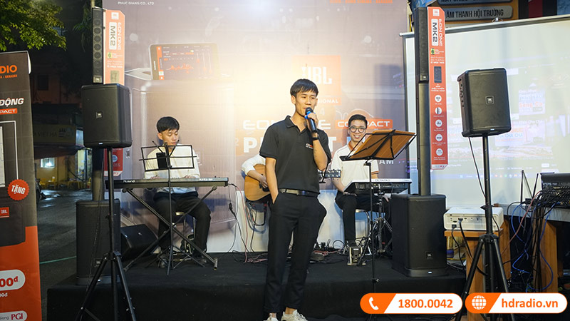 HDRadio kết hợp PGI tổ chức sự kiện Minishow Acoustic