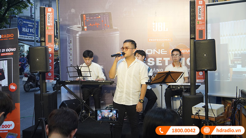 HDRadio kết hợp PGI tổ chức sự kiện Minishow Acoustic