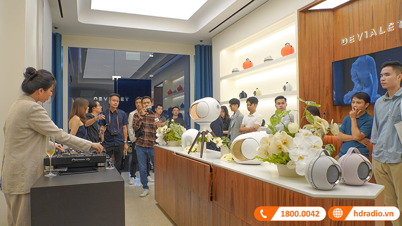 HDRadio tham dự lễ khai trương store hãng Devialet tại Việt Nam
