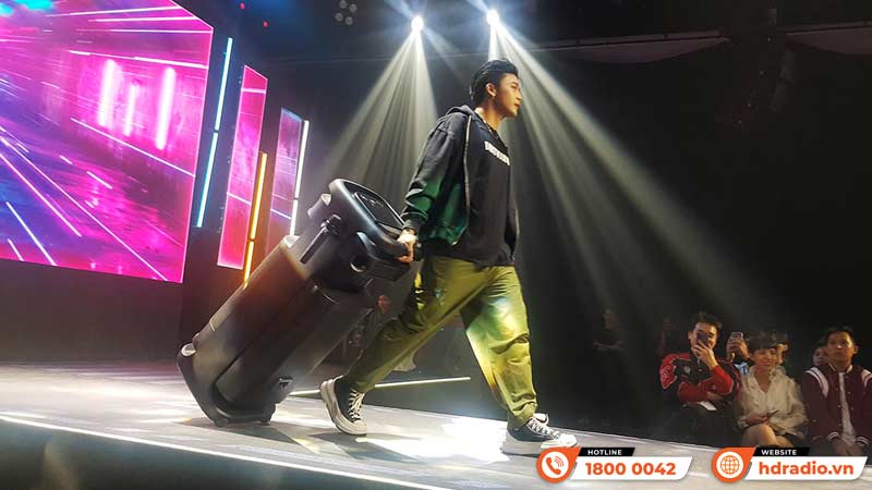 HDRadio tham dự sự kiện trải nghiệm dòng sản phẩm ULT Power Sound do Sony tổ chức