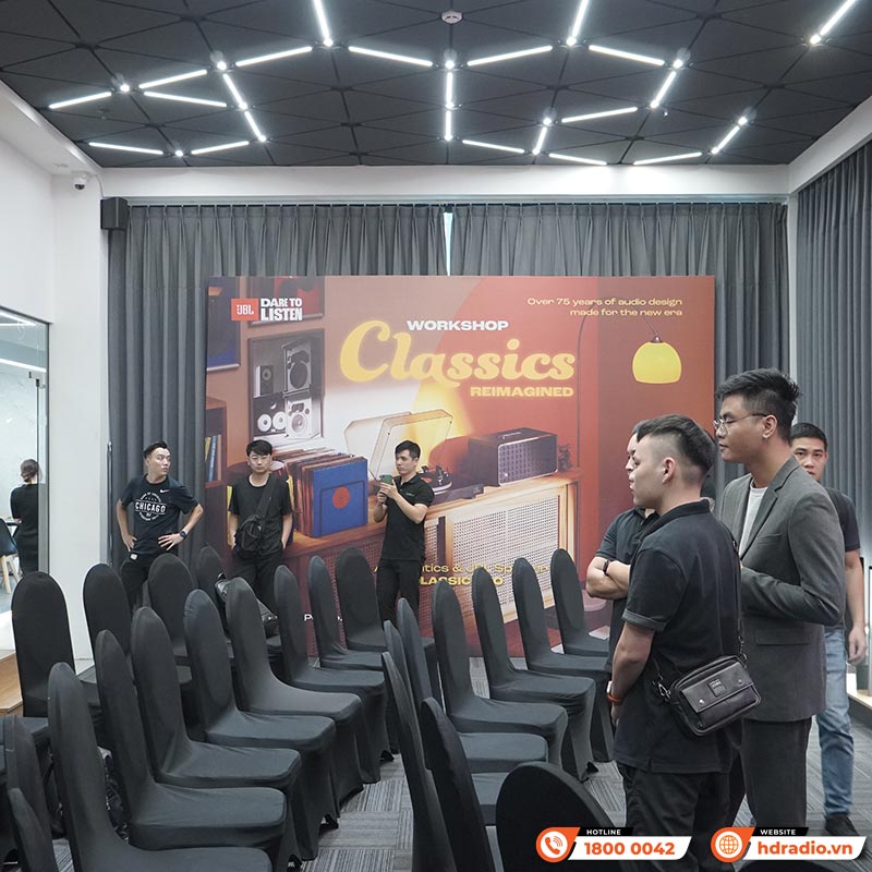 HDRadio Tham Dự Workshop Về Dòng Loa Authentics Và Đầu Đĩa Than Spinner BT Mới Nhất Của JBL HDRadio Tham Dự Workshop Về Dòng Loa Authentics Và Đầu Đĩa Than Spinner BT Mới Nhất Của JBL