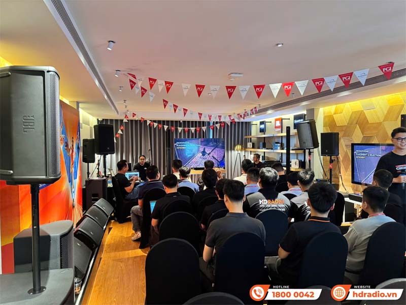 HDRadio tham gia Khóa đào tạo Mastering Your PA Systems