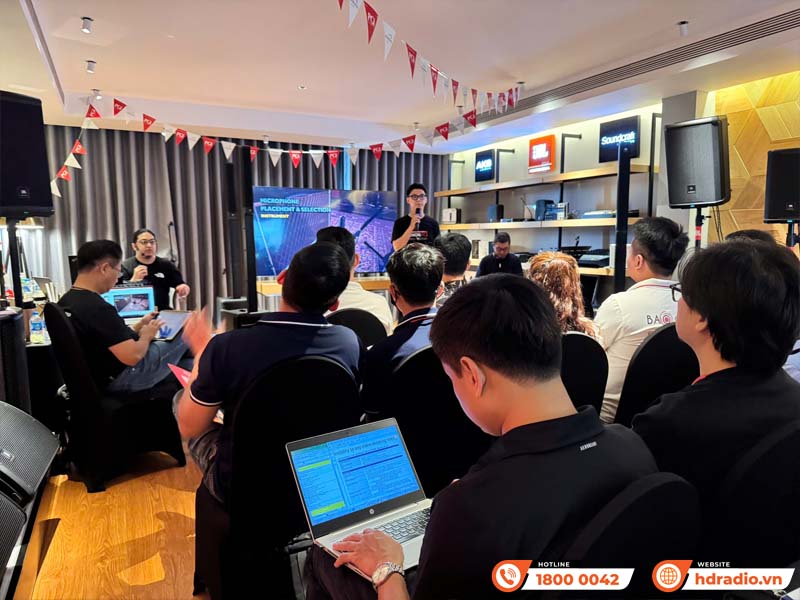 HDRadio tham gia Khóa đào tạo Mastering Your PA Systems