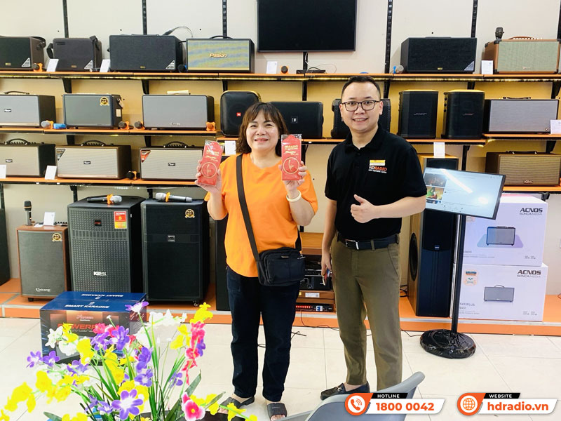 Chương trình tặng bao lì xì cho khách hàng tại HDRadio