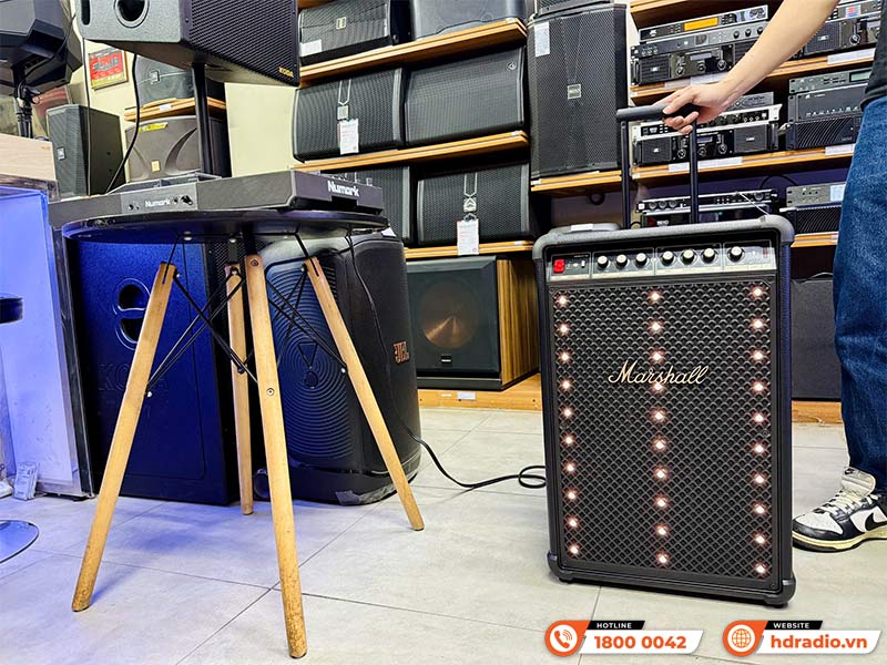 Đại diện Marshall training Loa Bromley 750 tại HDRadio