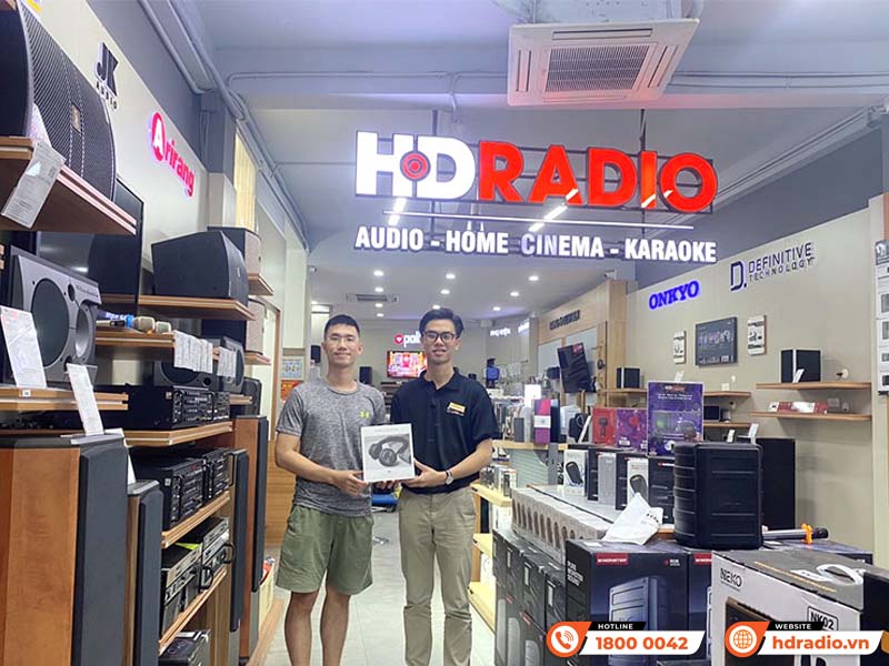 Khách hàng mua Tai Nghe B&O BeoPlay HX tại HDRadio