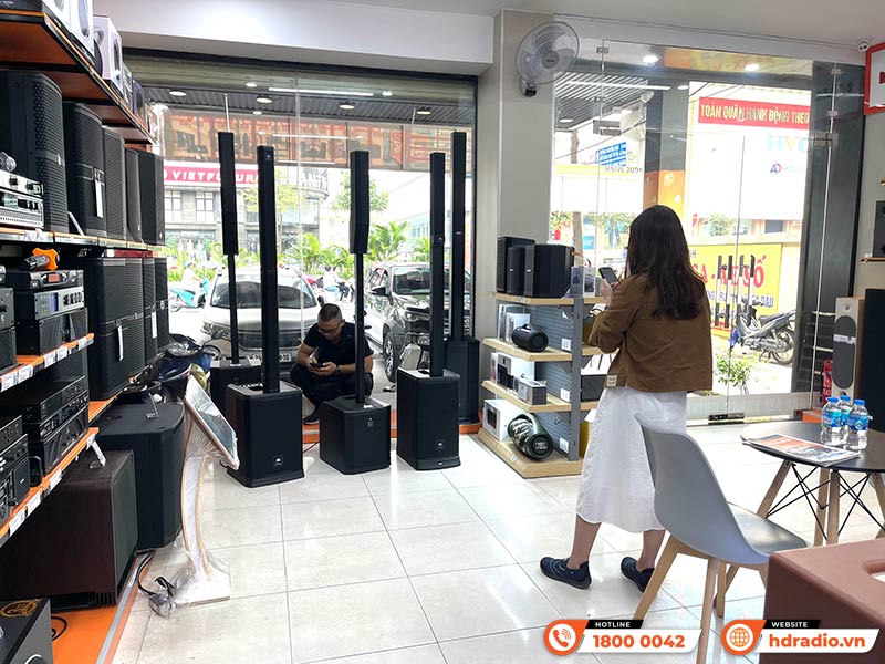 ảnh showroom HDRadio Hà Đông 