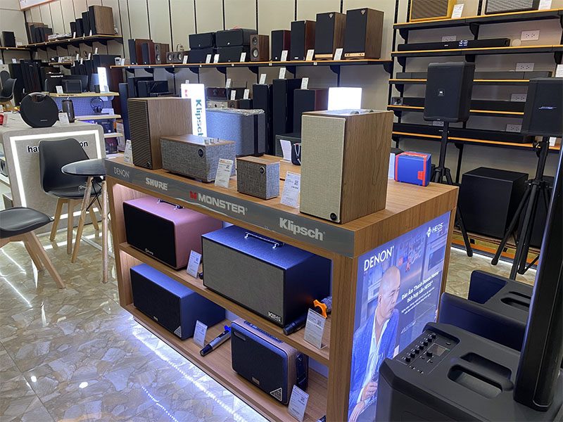 hình ảnh thực tế cửa hàng HDRadio quận 7-7