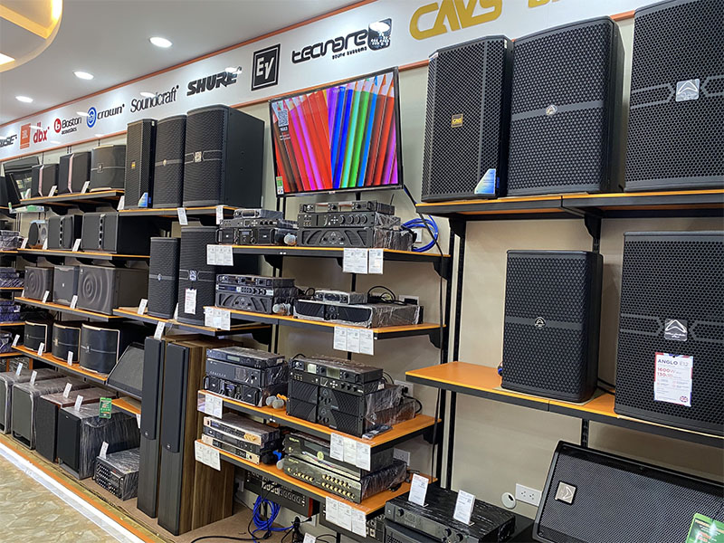 hình ảnh thực tế cửa hàng HDRadio quận 7-11