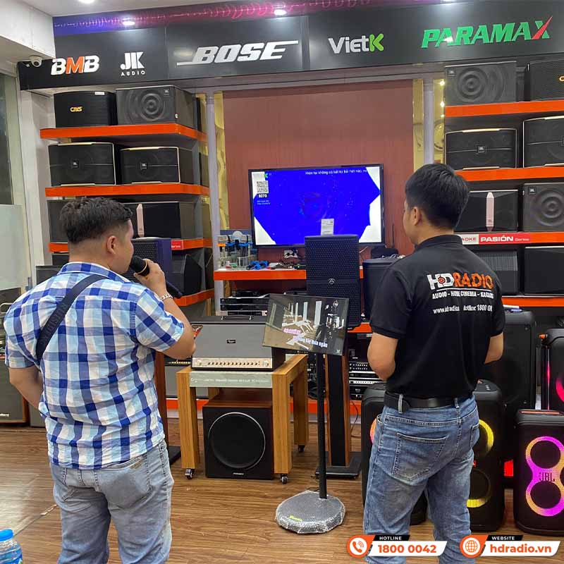 Hàng Demo là gì? Có nên mua hàng trưng bày, hàng demo không?