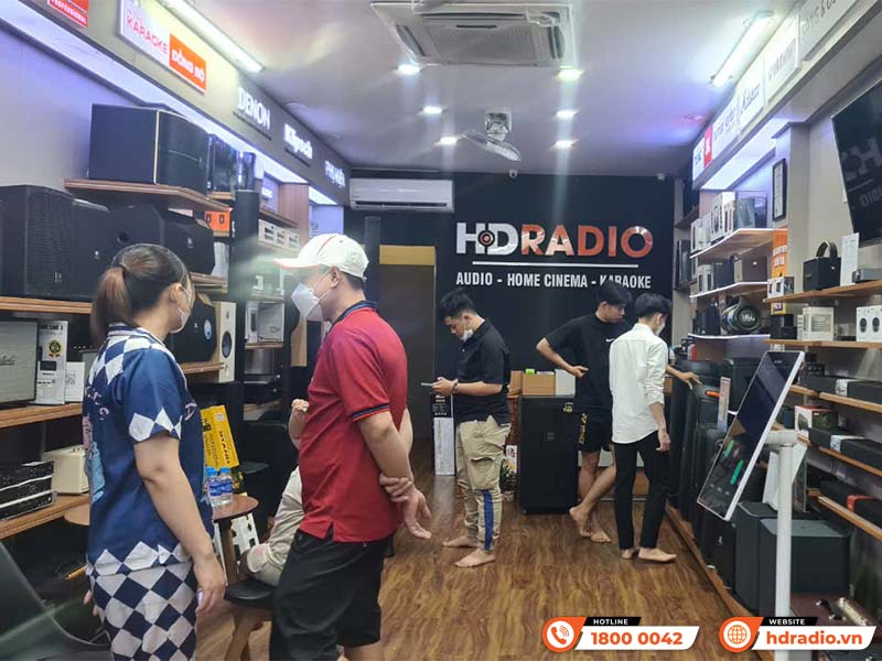 Hàng Demo là gì? Có nên mua hàng trưng bày, hàng demo không?