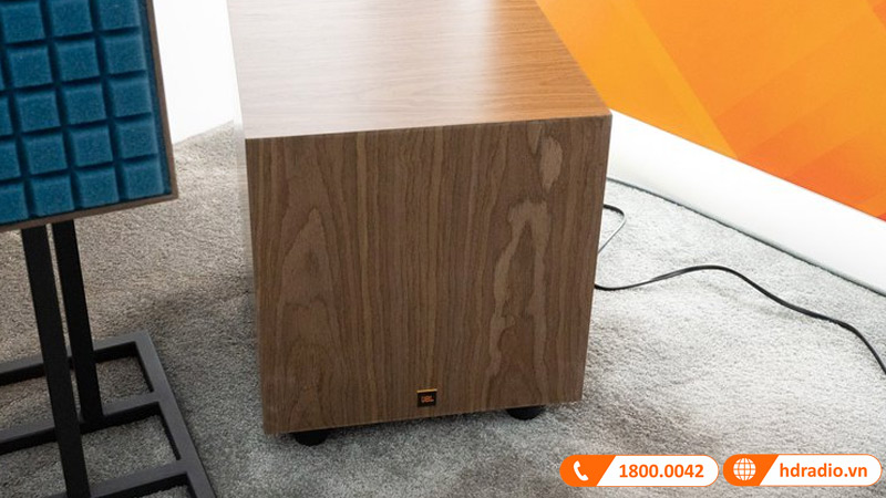 Harman Luxury ra mắt JBL L10cs Classic 