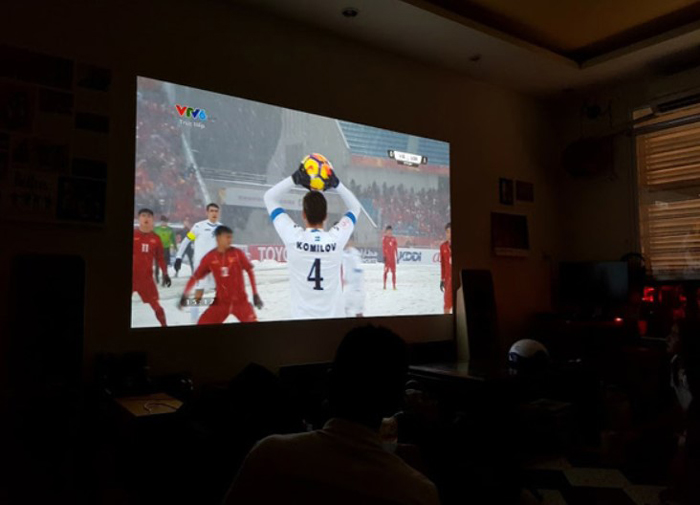 máy chiếu chất lượng cao