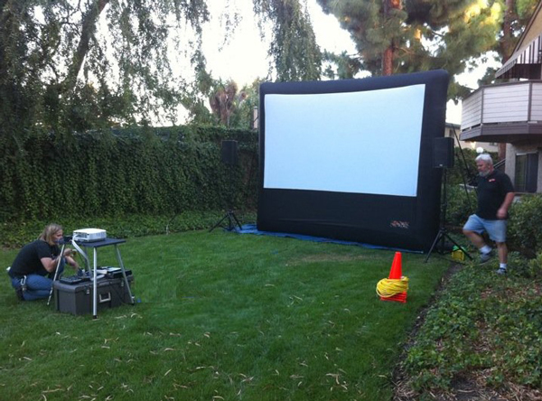 may-chieu-ngoai-troi-1