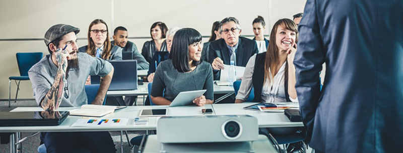 máy chiếu thông minh