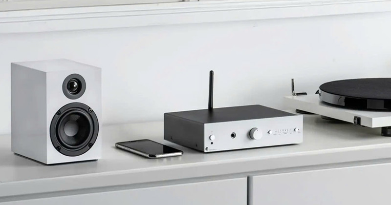Pro-Ject Audio ra mắt mẫu amply tích hợp Stereo Box E đa năng có giá cả phải chăng