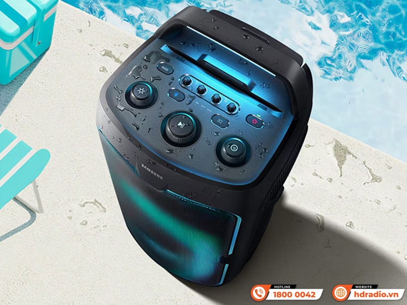 Hơn thế nữa, người dùng cũng có thể tùy chỉnh âm trầm linh hoạt qua ba chế độ: Mạnh mẽ - Nhẹ nhàng - Sâu lắng, đồng thời lựa chọn bốn chế độ âm thanh khác nhau gồm Standard, Wide, Stadium và Outdoor, phù hợp với mọi không gian, từ buổi BBQ ngoài trời đến sàn nhảy trong nhà sôi động. Samsung ra mắt Bộ đôi siêu phẩm Loa Tháp Di Động ST40F và ST50F Hơn thế nữa, người dùng cũng có thể tùy chỉnh âm trầm linh hoạt qua ba chế độ: Mạnh mẽ - Nhẹ nhàng - Sâu lắng, đồng thời lựa chọn bốn chế độ âm thanh khác nhau gồm Standard, Wide, Stadium và Outdoor, phù hợp với mọi không gian, từ buổi BBQ ngoài trời đến sàn nhảy trong nhà sôi động. Samsung ra mắt Bộ đôi siêu phẩm Loa Tháp Di Động ST40F và ST50F