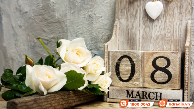 8/3 là ngày gì? Gợi ý 10 món quà được yêu thích nhất ngày 8/3