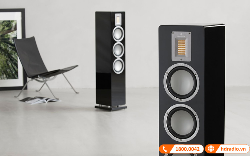Thương hiệu Audiovector trình làng mẫu loa đứng QR5 với công nghệ củ loa tiên tiến