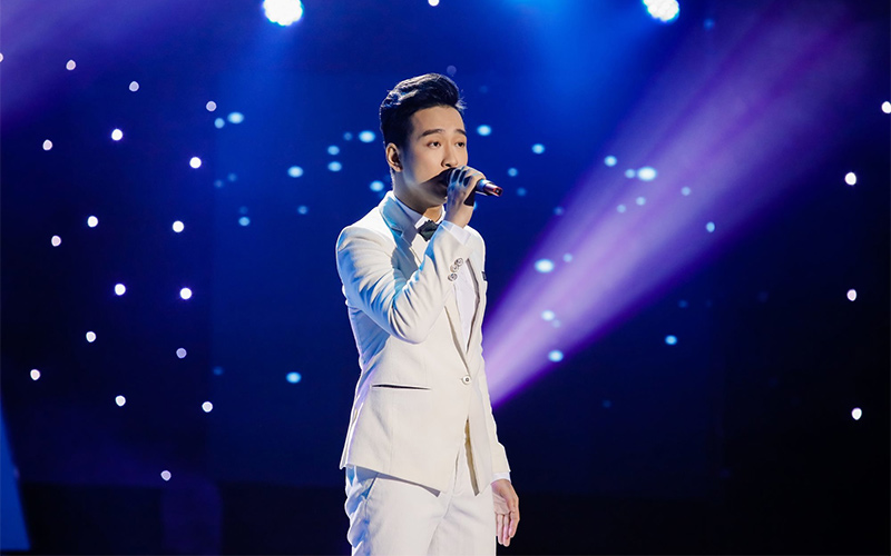 Những bài hát karaoke dễ được 100 điểm dành cho nam 