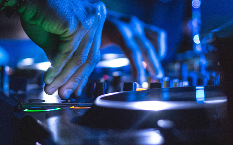 Tempo, BPM, Beatmatching là gì? Hiểu hơn về DJ Tempo, BPM, Beatmatching là gì? Hiểu hơn về DJ