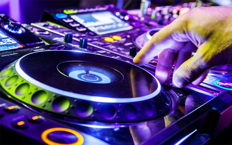 Tempo, BPM, Beatmatching là gì? Hiểu hơn về DJ Tempo, BPM, Beatmatching là gì? Hiểu hơn về DJ