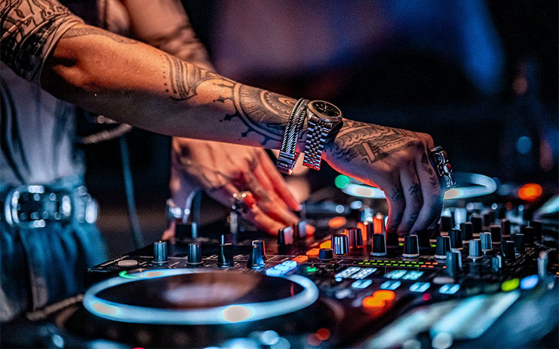 Tempo, BPM, Beatmatching là gì? Hiểu hơn về DJ Tempo, BPM, Beatmatching là gì? Hiểu hơn về DJ