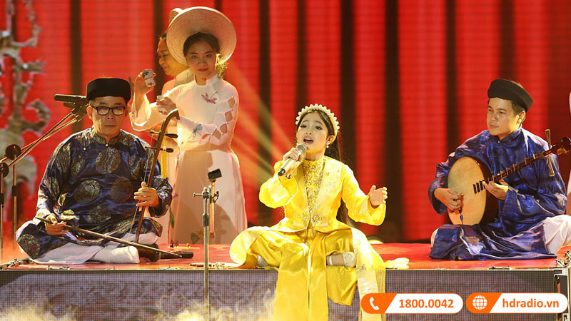 Amply hat văn và cách chọn amply hát văn