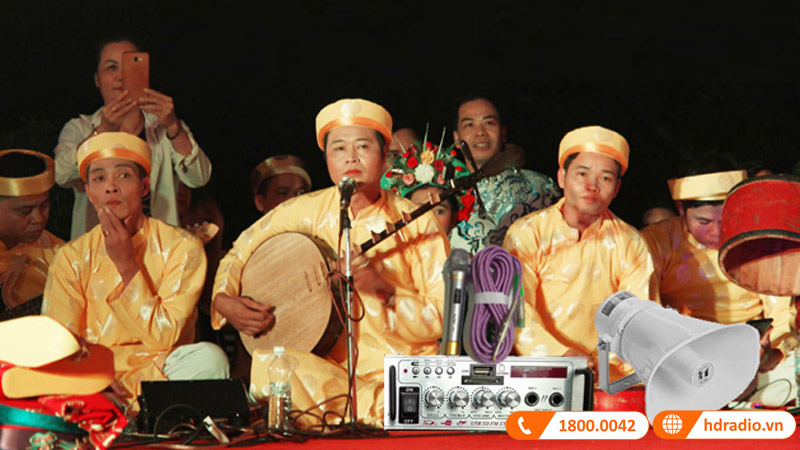 Amply hat văn và cách chọn amply hát văn