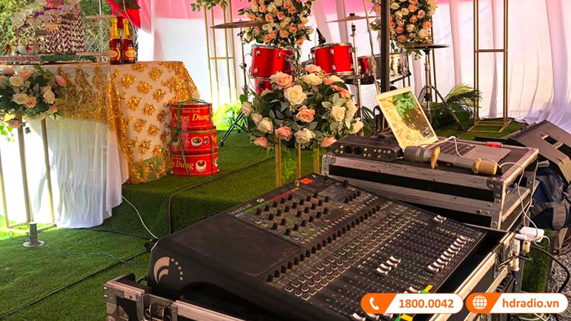 Mua dàn âm thanh đám cưới gồm những thiết bị gì