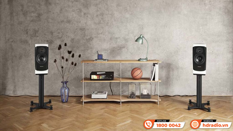 Dynaudio trình làng bộ đôi Loa Contour 20 Black Edition và Confidence 20A Mới