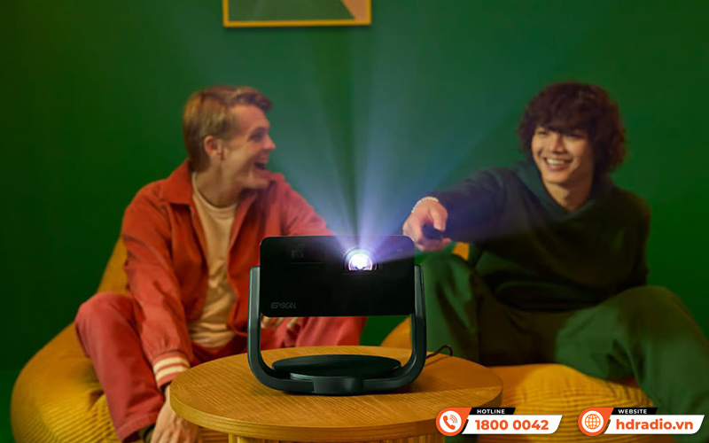 Epson ra mắt bộ đôi máy chiếu xem phim mới mang tên EF-21 và EF-22