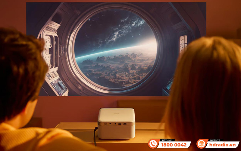 Epson ra mắt bộ đôi máy chiếu xem phim mới mang tên EF-21 và EF-22