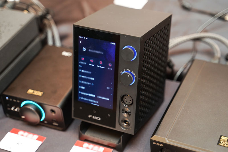 FiiO ra mat FiiO R7