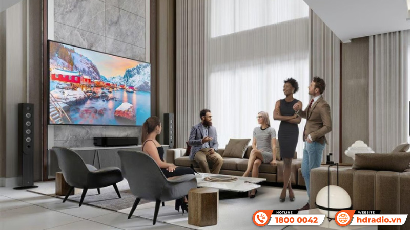 Máy chiếu 4k siêu gần Epson EH-QS100 Máy chiếu 4k siêu gần Epson EH-QS100