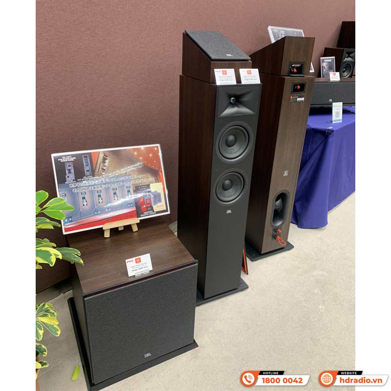 Hãng JBL ra mắt loạt sản phẩm loa nghe nhạc xem phim JBL STAGE 2