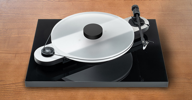 Hãng Pro-Ject Audio cho ra mắt mẫu mâm đĩa than mới nhất mang tên Elemental Phono USB Final Edition với nhiều nâng cấp tiên tiến