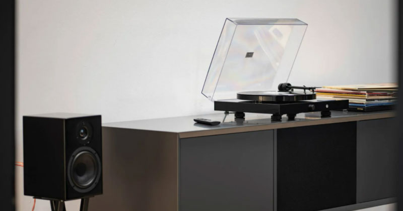 Hãng Pro-Ject Audio cho ra mắt mẫu mâm đĩa than mới nhất với hàng loạt nâng cấp quan trọng mang tên Juke Box E1
