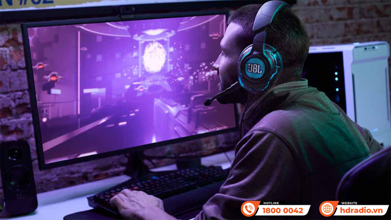 JBL ra mắt bộ ba tai nghe gaming Quantum 950, 650 và 250
