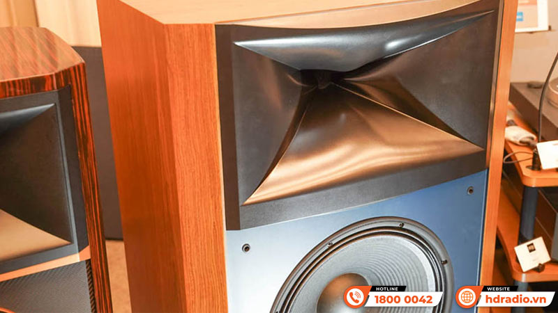 JBL ra mắt mẫu Loa JBL Studio Monitor 4369